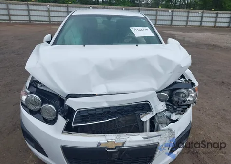 2014 Chevrolet Sonic Lt Auto из США, поврежденный, VIN 1G1JC6SH7E4115740